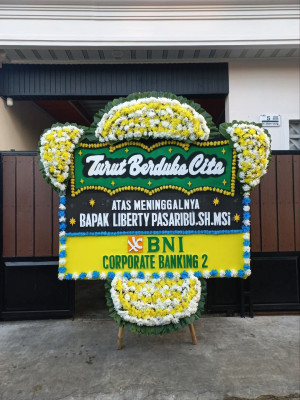 Papan Bunga Duka di Siwalalat
