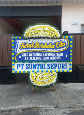 Papan Bunga Duka di Siwalalat